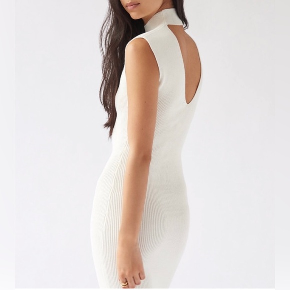 Aritzia Wilfred Pinot Dress (Size: M) (Colour: Black). New with tags. - Picture 5 of 5